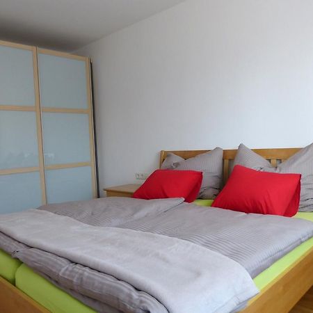 Ferienwohnung Kern Bodensdorf Pokoj fotografie